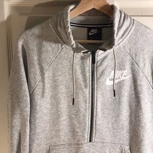 Nike Light Heather Gray Pullover Half Zip
